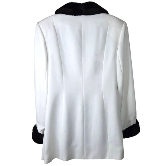 Maggie Barnes Womens White Coat With Black Faux Fur Trim Rhinestone 18W - Picture 3 of 9